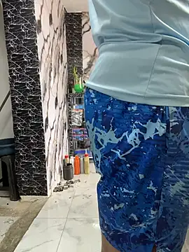 Paul22cm-'s Live XXX Chat