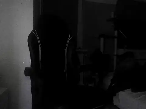Wyrolowanyyy XXX чат на живо