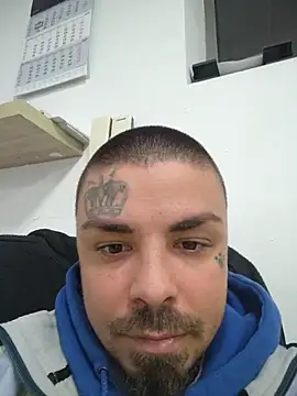 Chat XXX en directo de Berti3128