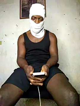 All_in_one_sweetboy live XXX chat