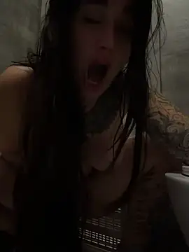 Živý XXX chat TattooGirlAlia