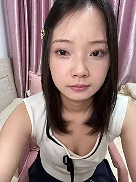 BIGBABYYEYE – Live XXX-chat