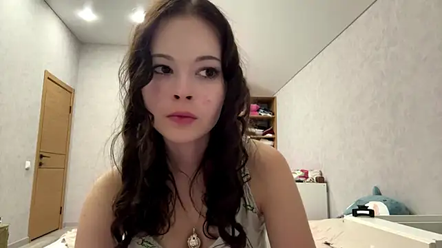ErlindaHoruath's Live XXX Chat