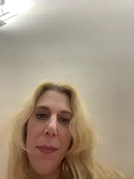 PrincessKikiZa – Naživo XXX chat