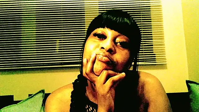 ORUOMA Chat XXX live