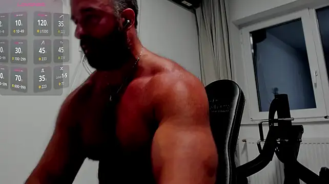 צ'אט XXX בשידור חי של David_Big_Daddy