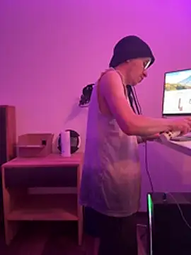 YoungSebi Chat XXX live