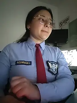 Queen_linda1 Adlı Modelin Canlı XXX Sohbeti