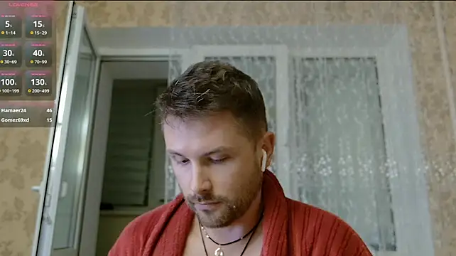 XXX chat uživo modela MartinBrandon
