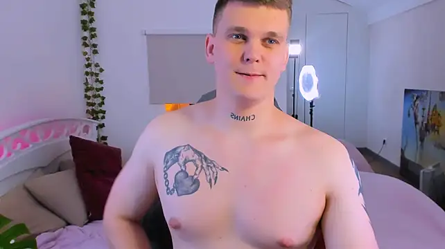 XXX chat uživo modela HotVanee