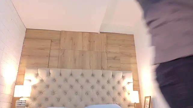 Izui_Pierce Obrolan Langsung XXX