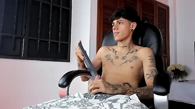 Chat XXX ao vivo de Tommy_valverde