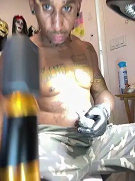 TheRealMrDLlong's Live XXX Chat