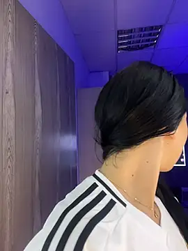 BadLilAngelXXX élő XXX-chatje