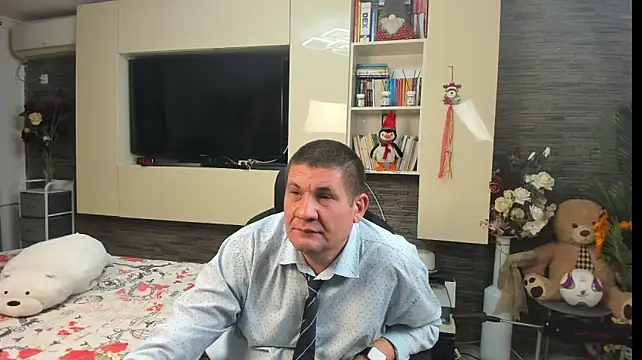 SpartacusDaddy48's Live XXX Chat