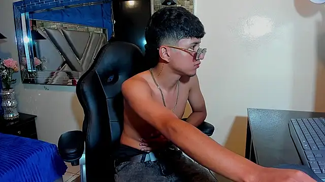 Chat XXX ao vivo de Mr_Dylan1