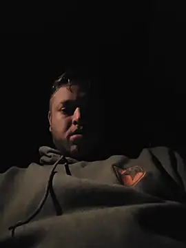 Deathrowe's Live XXX Chat