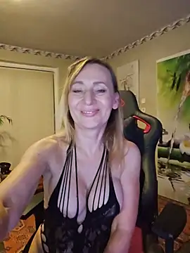 HotLana69 现场XXX聊天