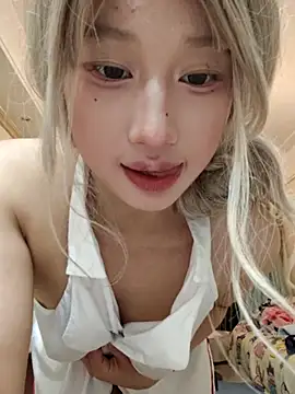 skix12 在線直播表演