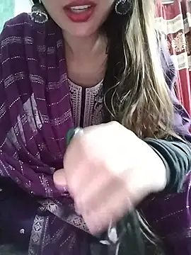Noor_Darliing Adlı Modelin Canlı XXX Sohbeti