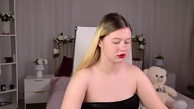 CelestineMauriac – Live XXX-chat