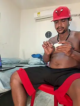 bigdick211292 现场XXX聊天