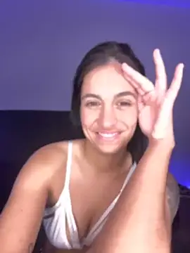 LaPetiteKim's Live XXX Chat