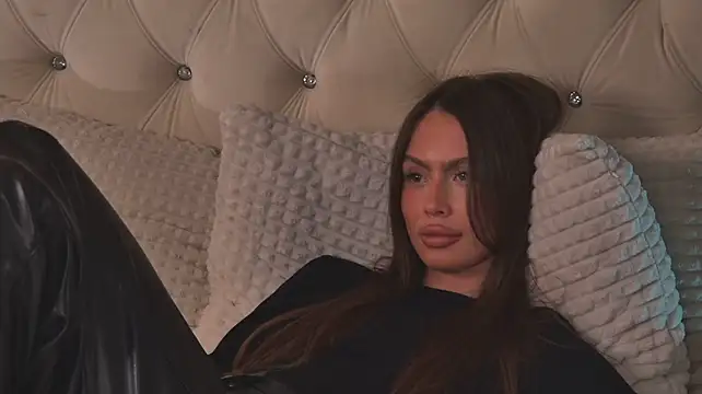 Živý XXX chat Amanda_River