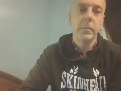SHARPSkinhead Live XXX Chat