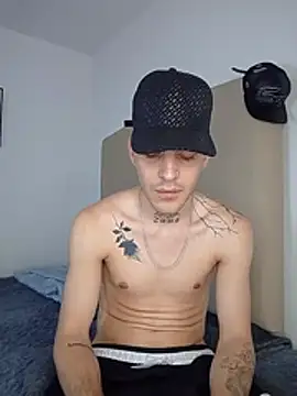 Chat +18 de max_millerr ao vivo