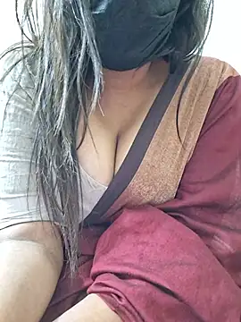 Steamyfuck96のライブXXXチャット