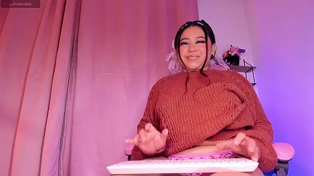 Luna_Swift's Live XXX Chat