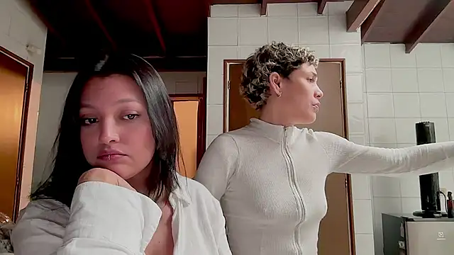 Chat XXX ao vivo de MarcellaGriffin