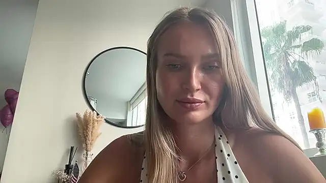Kavellina's Live XXX Chat