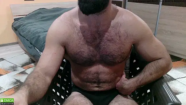alieninhumanbody1 Adlı Modelin Canlı XXX Sohbeti