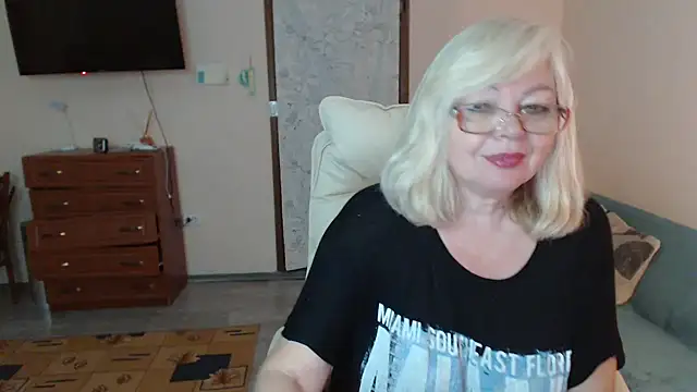 LavandaMay's Live XXX Chat