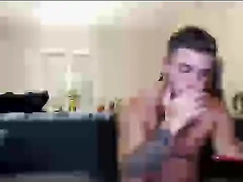 Elkafit28 Live XXX-Chat