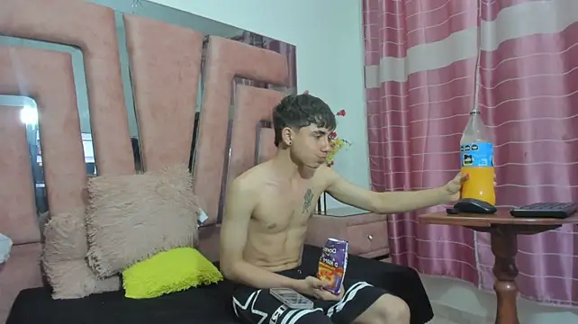 MaximumSteel_: онлайн-секс-чат