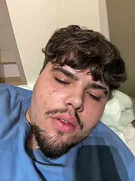 Chat +18 de Yannick04 ao vivo