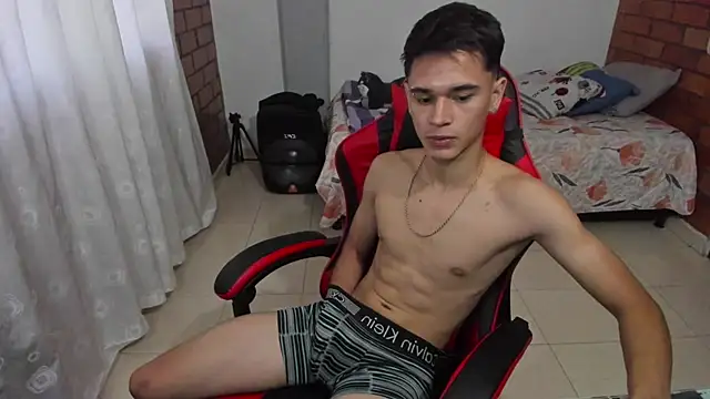 Aron_Boyy 网络视讯表演