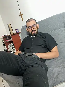 big_bearman live XXX chat
