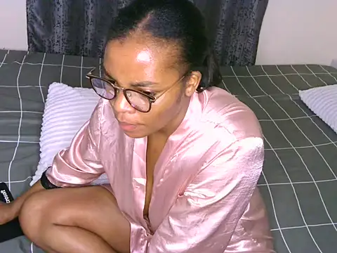 Bustycece Live XXX-Chat