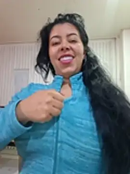 Chat XXX en directo de Luianna