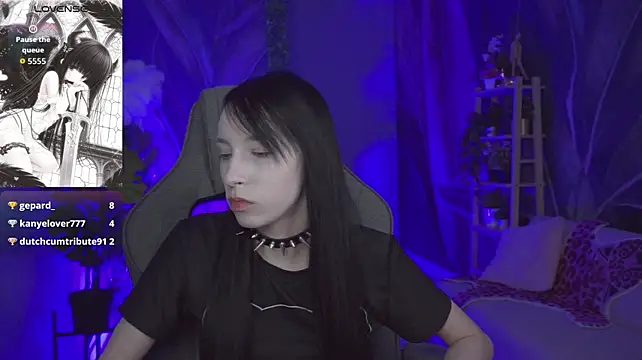 SeraphineSparda's Live XXX Chat
