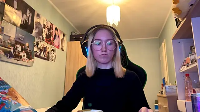 SoniaKotts live XXX chat