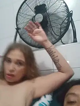 2Juicy_pussy 라이브 XXX 채팅