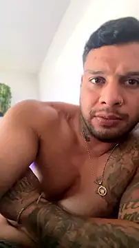 Онлайн чат XXX MarckMathews