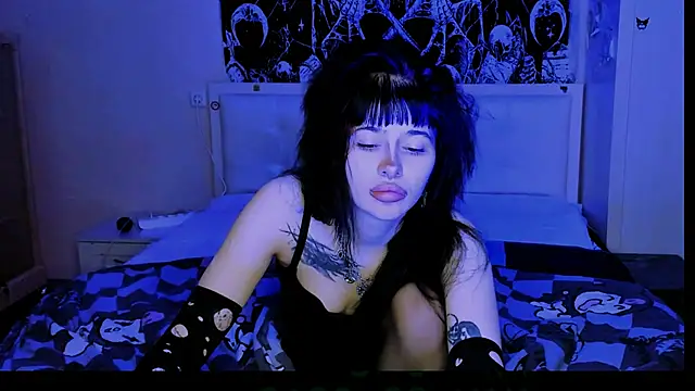 Chat +18 de AllisonDeetz ao vivo