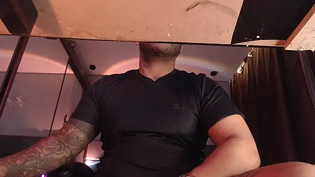 aleparrudo 网络视讯表演