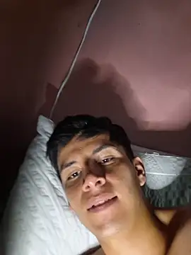 ZaneHoward XXX чат на живо
